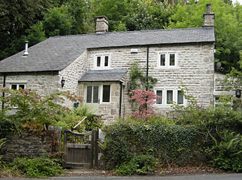 Photo of Glen Cottage in 2014