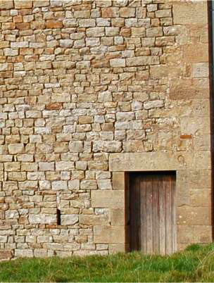 Outbarn of quarried stone, Windybank, Hornby